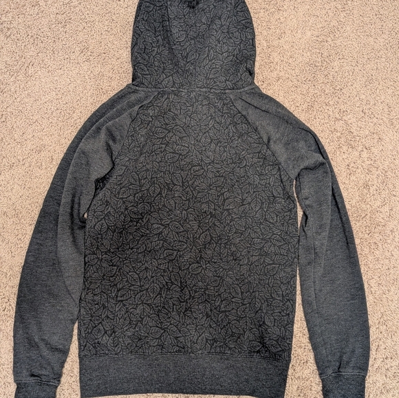Tentree 10Tree hoodie size XS women's charcoal grey leaves print - Picture 9 of 9